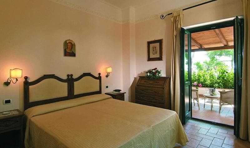 Villa Delle Meraviglie 4