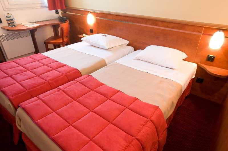 Brit Hotel Bordeaux Aéroport - Le Soretel 4