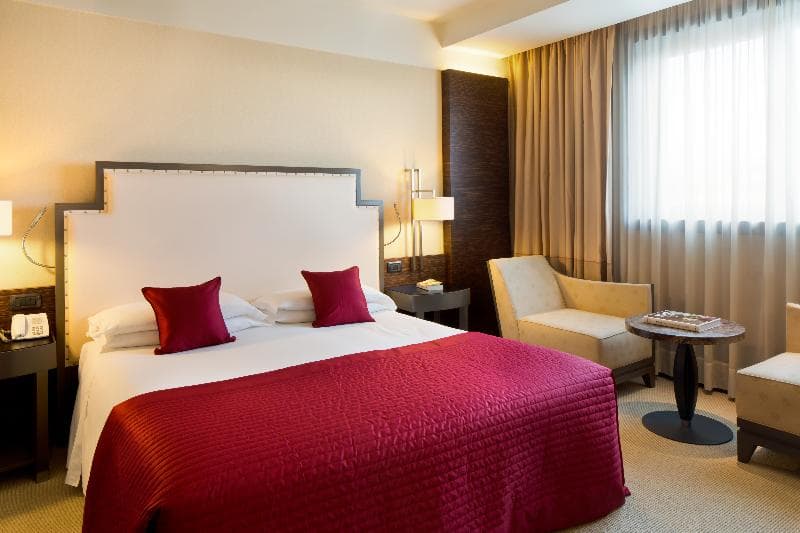 Starhotels Grand Milan 5