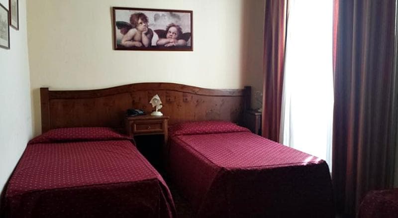 Hotel Valentino 4