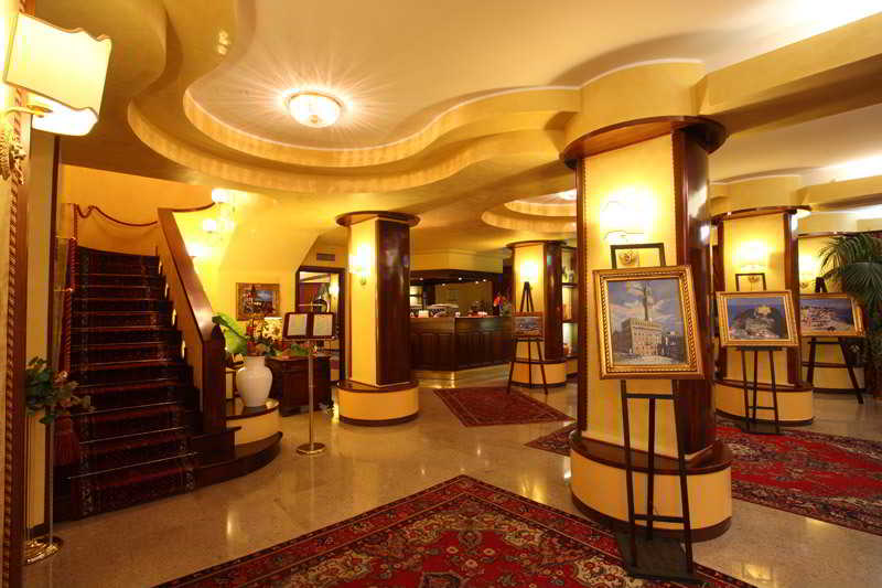 Palace 5
