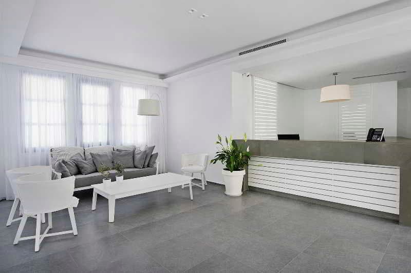 Acroterra Rosa 5