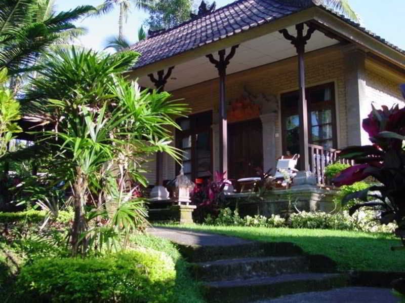 Cempaka Blimbing Villas photo 1