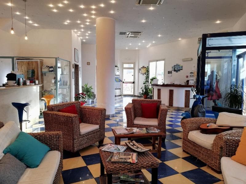 Blue Moon Hotel 4