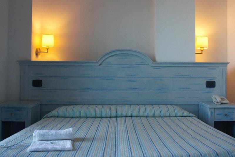 Blue Moon Hotel 3