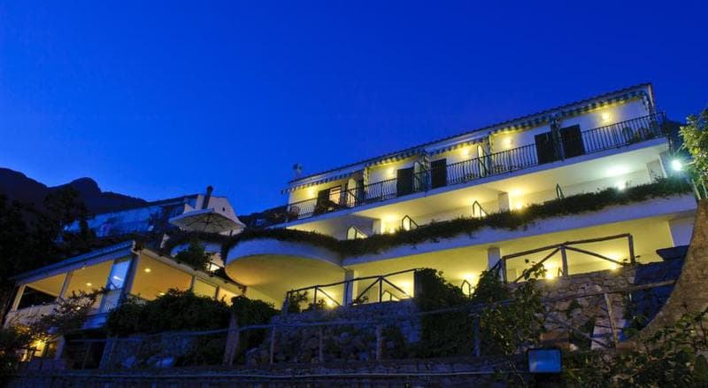 Hotel Il Pino photo 1