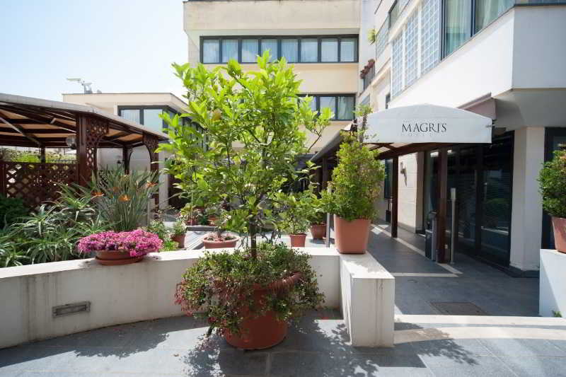 Magri's Hotel photo 1