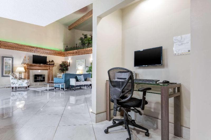 Quality Inn Sarnia photo 1