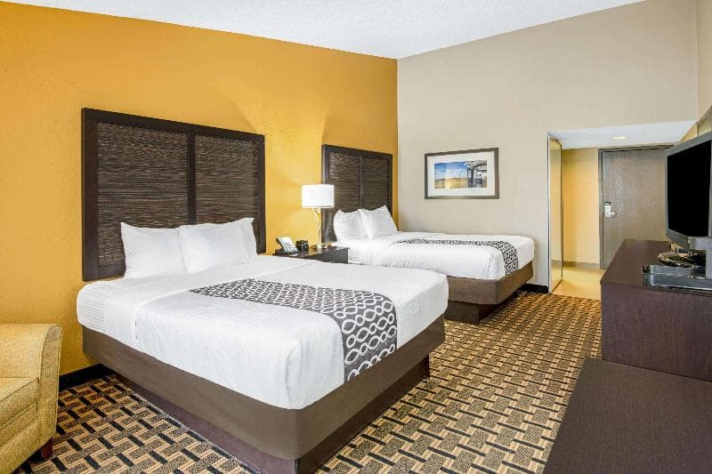 La Quinta Inn & Suites Denison-North Lake Texoma 3
