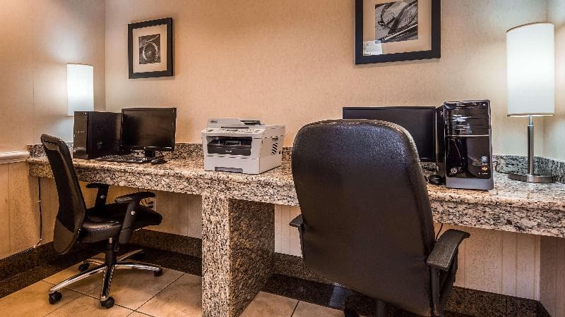 Best Western Plus Waxahachie Inn & Suites photo 1
