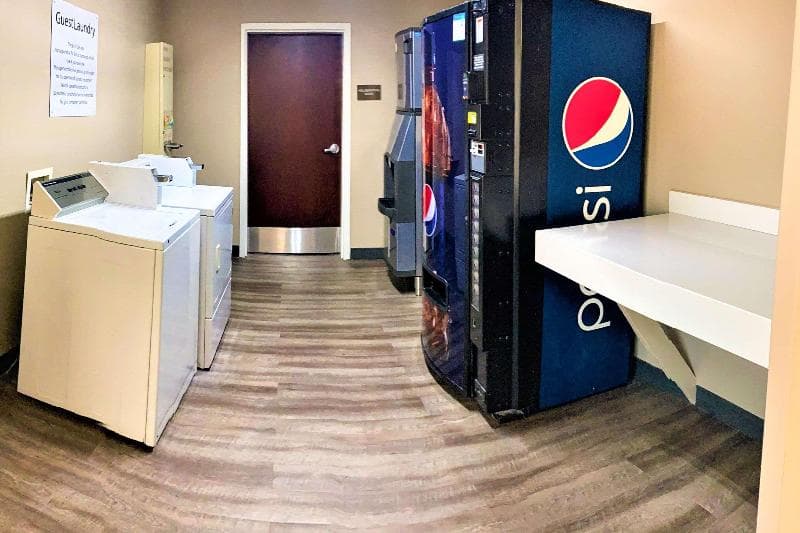 Comfort Inn & Suites 5
