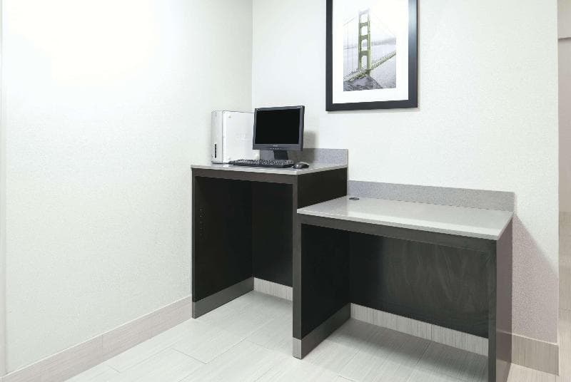 La Quinta Inn & Suites Fairfield - Napa Valley photo 1