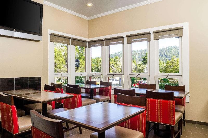 Comfort Inn Monterey Peninsula Airport 4
