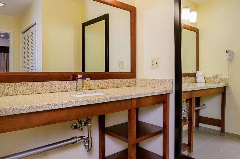 Comfort Inn Monterey Peninsula Airport 2