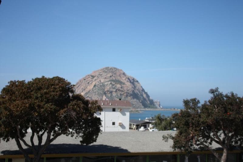 Ascot Inn at the Rock photo 1