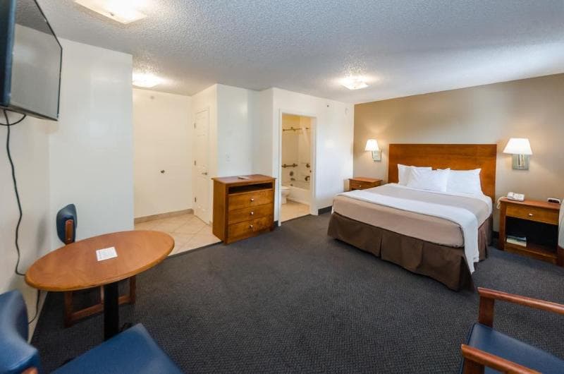 Tampa Bay Extended Stay Hotel 4