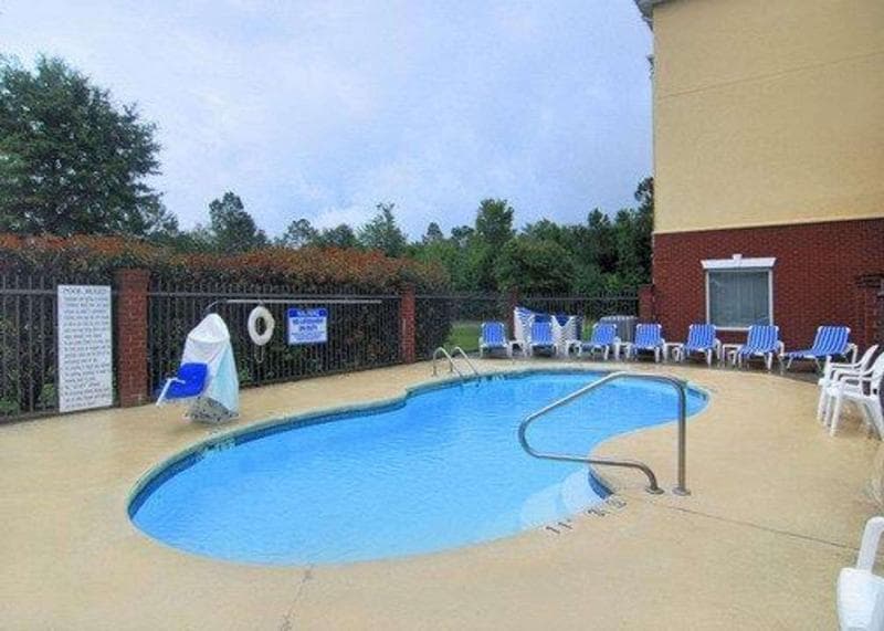 Comfort Inn & Suites Statesboro - University Area 5