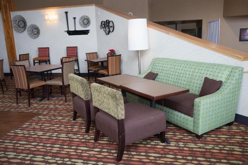 Lifestyle Inn Cedar Falls main