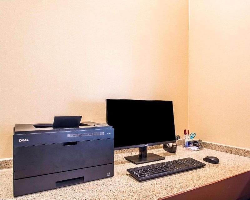 Comfort Suites 5