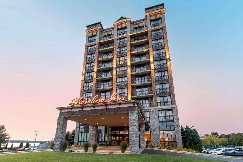 Shoreline Inn & Conference Center, An Ascend Colle 4