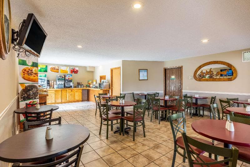Quality Inn Lakefront 2