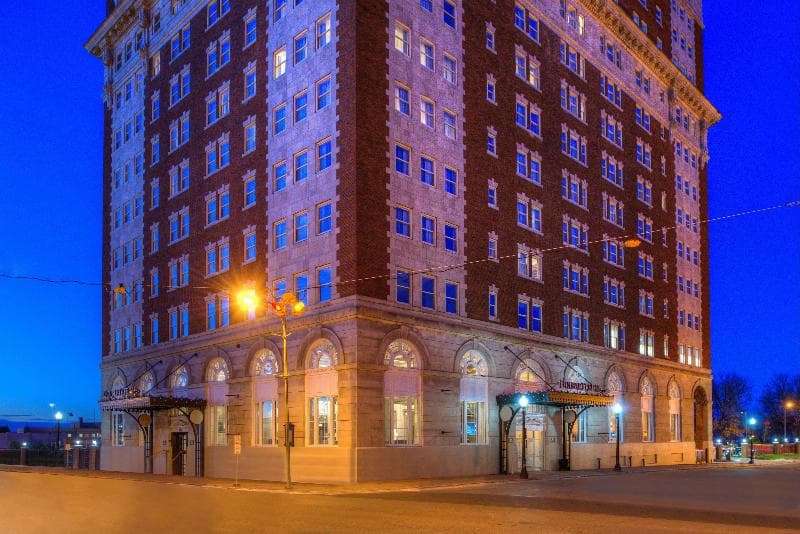 DoubleTree by Hilton Utica 4