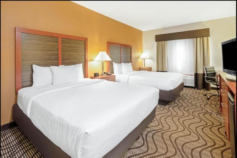 La Quinta Inn & Suites Oklahoma City-Midwest City 2