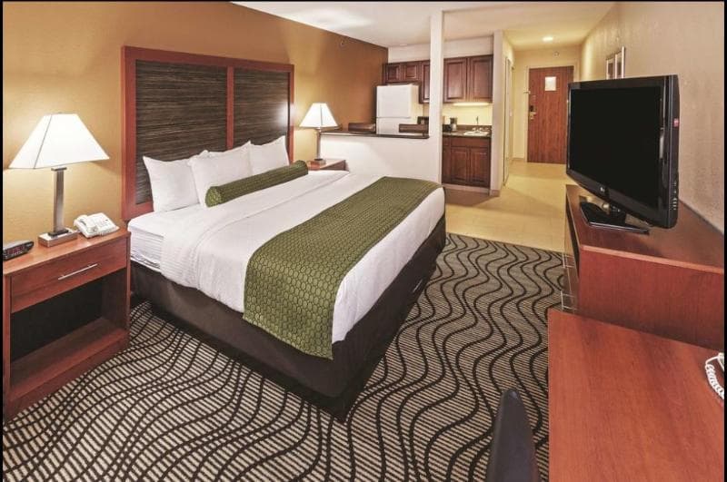 La Quinta Inn & Suites Oklahoma City-Midwest City 5