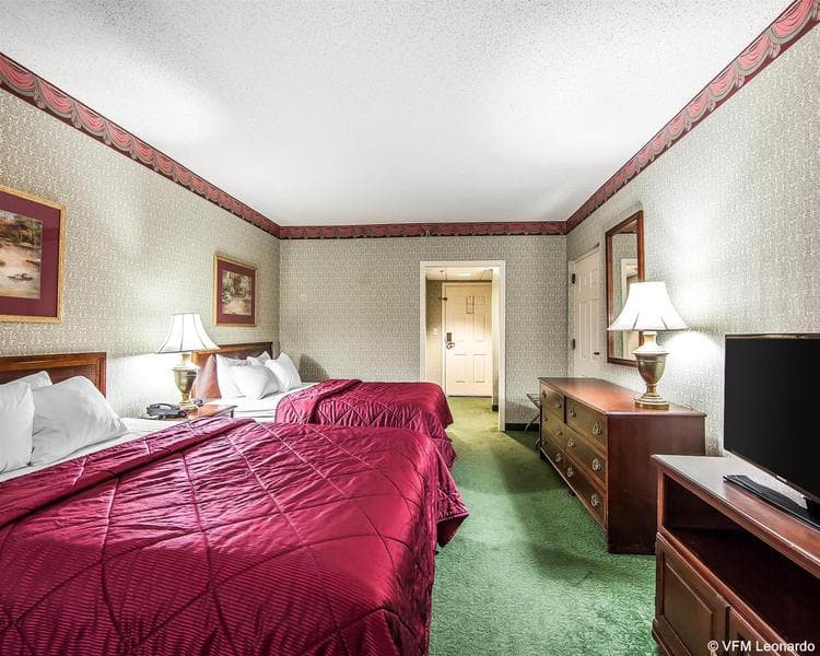 Clarion Inn Willow River 2