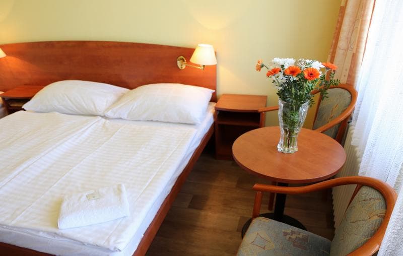 Hotel Krystal 5