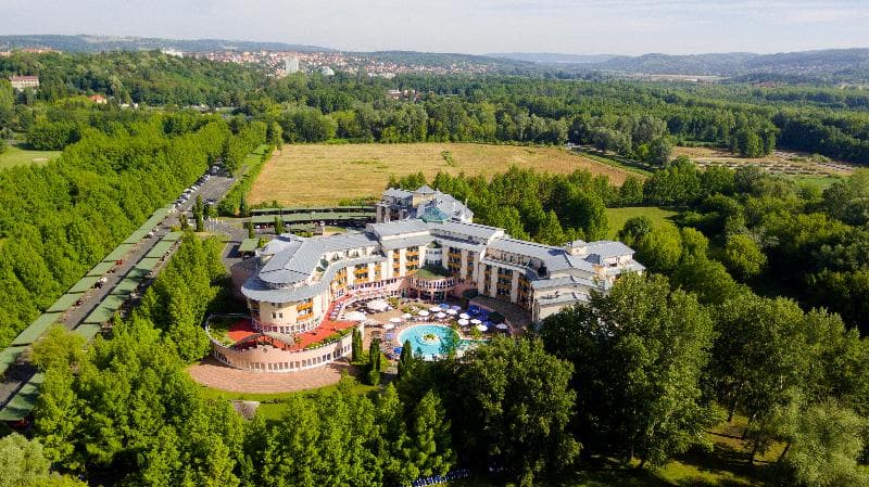 Lotus Therme Hotel & Spa 1