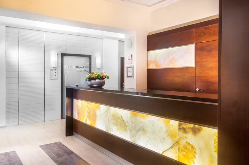 Hotel Lunik 5