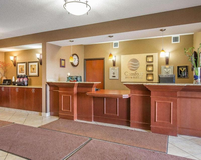 Comfort Inn & Suites Airdrie 5