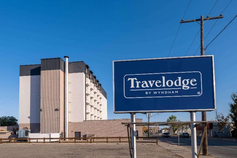 Travelodge by Wyndham Prince Albert photo 1