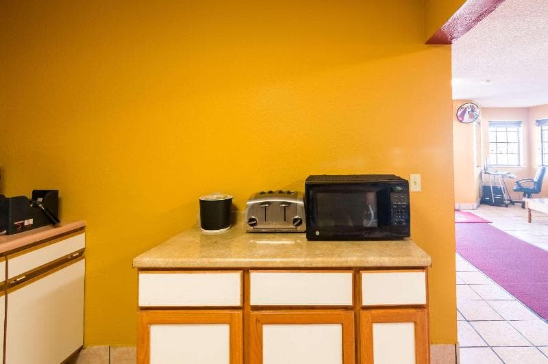 Econo Lodge Dumas 2