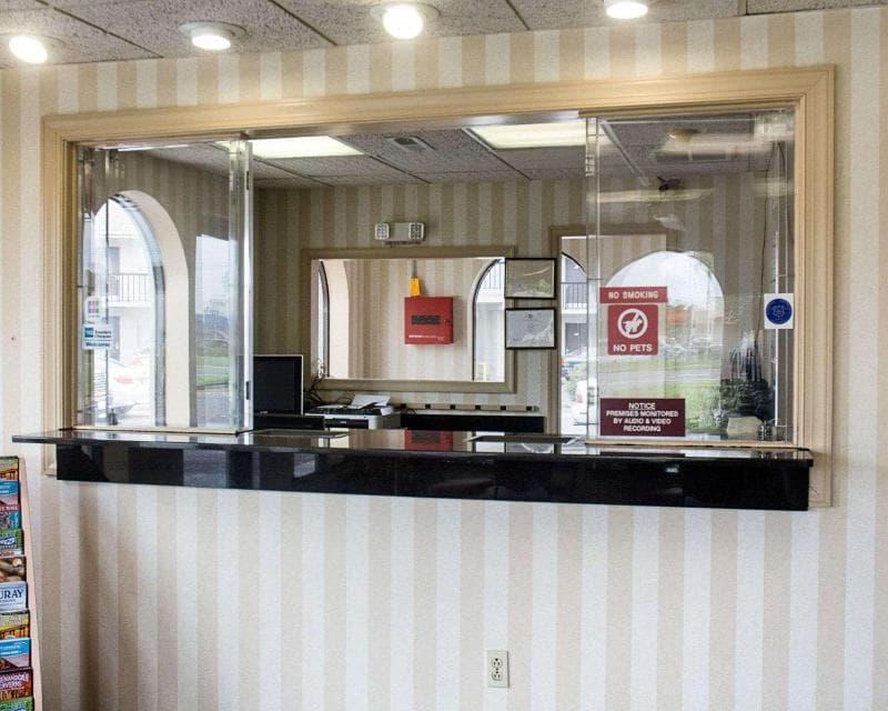 Econo Lodge Chesapeake Route 13 And I-464 5
