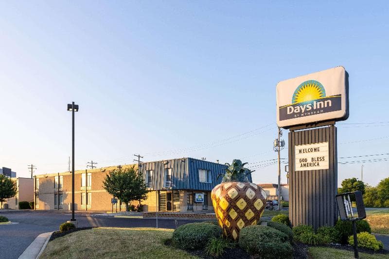 Days Inn by Wyndham Winchester 4