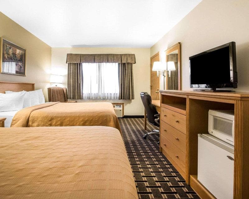 Quality Inn Mauston 2