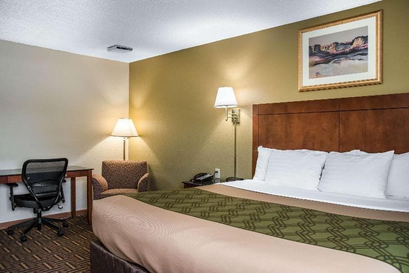 Econo Lodge main