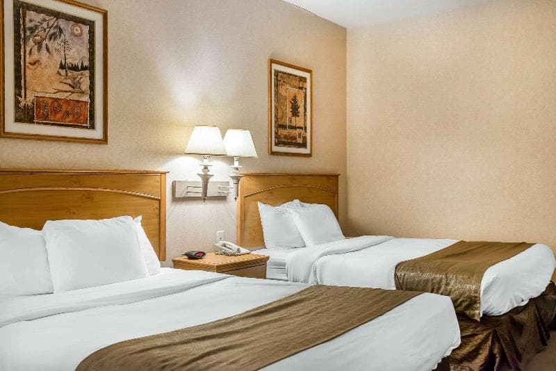 Rodeway Inn And Suites Tomahawk photo 1
