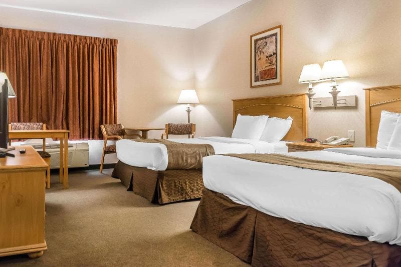 Rodeway Inn And Suites Tomahawk 2