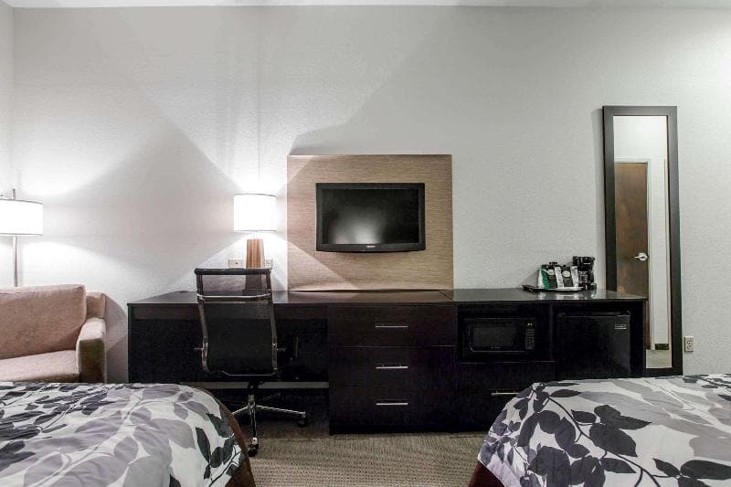 Sleep Inn And Suites Marion photo 1