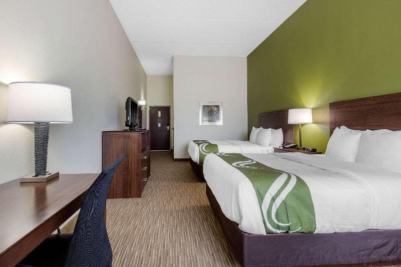 Comfort Inn 3