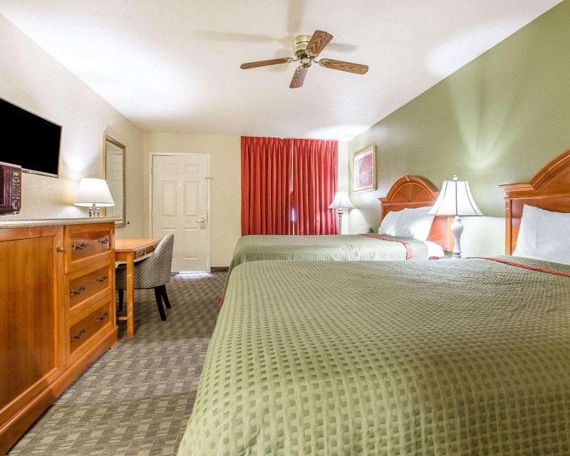 Rodeway Inn Delano 2