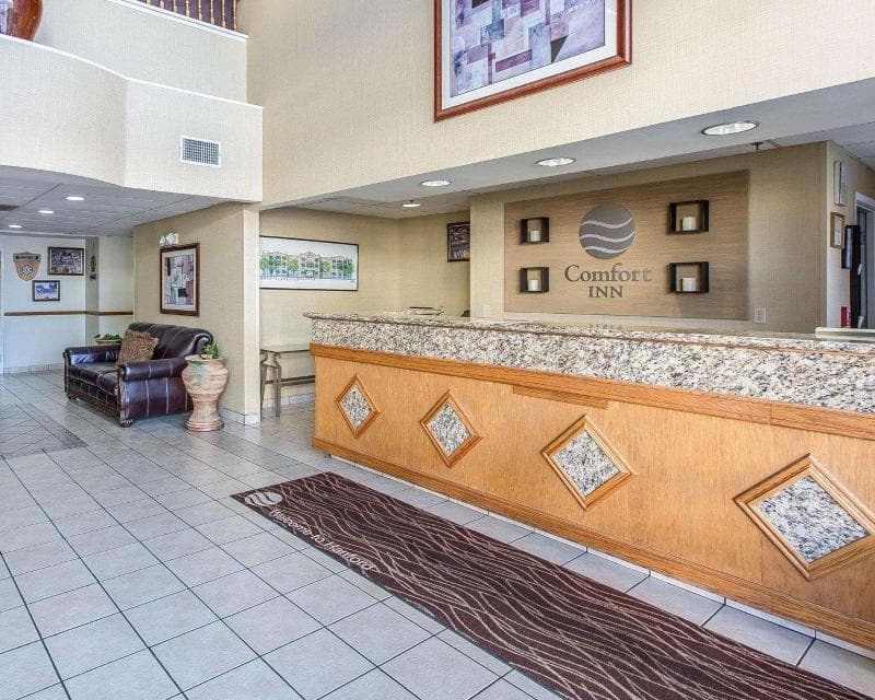 Comfort Inn Hanford Lemoore 4