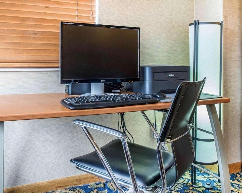 Comfort Inn photo 1