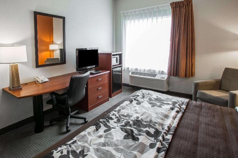 Sleep Inn & Suites Palatka North 3