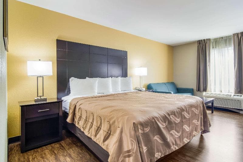 Quality Inn And Suites Canton Canton main