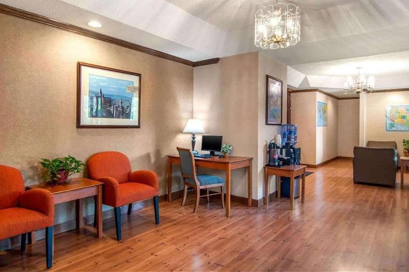 Days Inn by Wyndham Helen 5