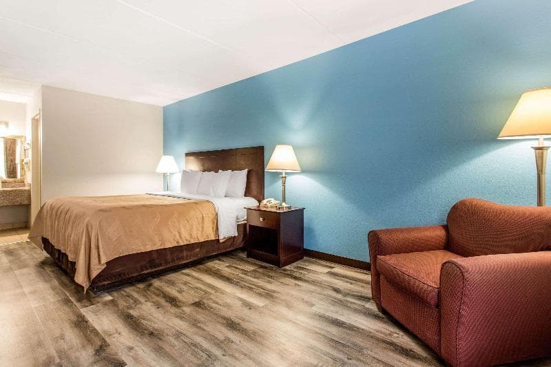 Quality Inn & Suites 2